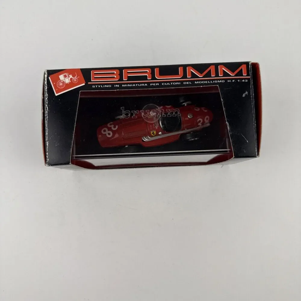 Brumm Models 1:43 Scale R197 - 1954 Ferrari 555 F1 Red #38